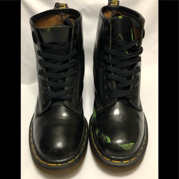 Dr. Martens Shoes - Dr Martens Combat Black And Green Boot